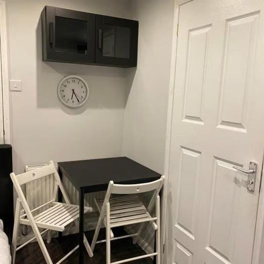 Vika Residence Deluxe Apartments Wednesbury Holiday Resort Exterior foto